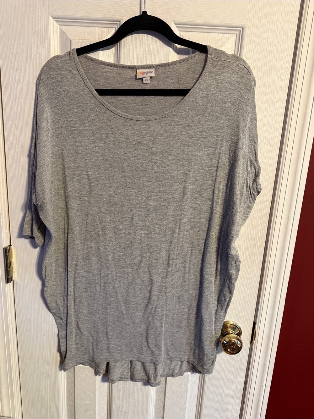 LuLaRoe Gray Scoop Neck Short Sleeve Top